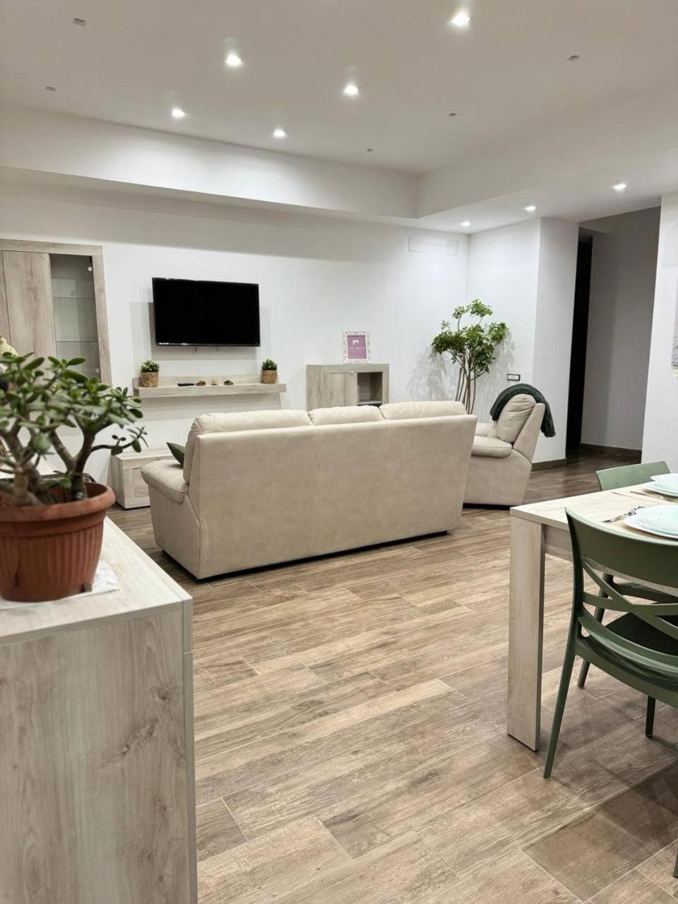 280 Mt Dalla Metro The Mox Luxury Apartament Appartement Napels Buitenkant foto